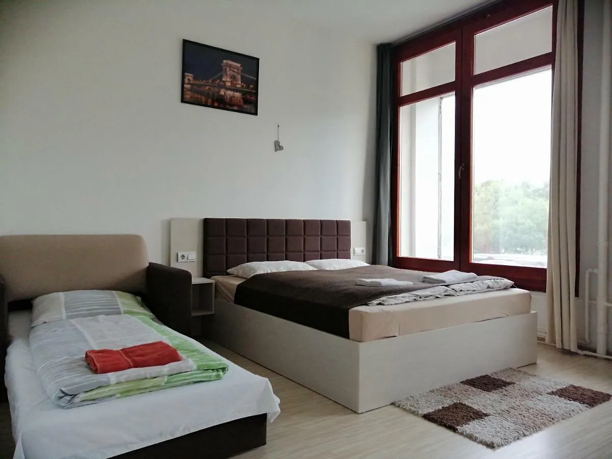 Zoom-Budapest Apartments Aparthotel